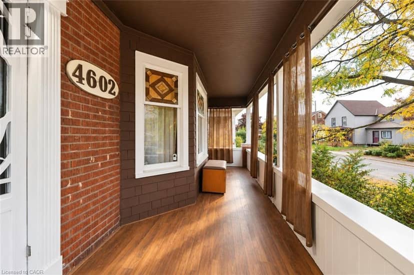 4602 RYERSON Crescent, Niagara Falls, photo 2