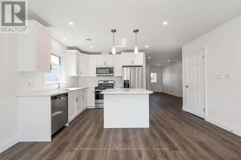 256 Lake Breeze Drive — photo 11 of 27