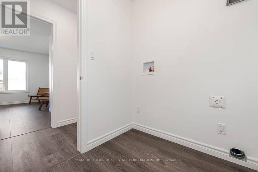 267 Lake Breeze Drive — photo 13 of 29