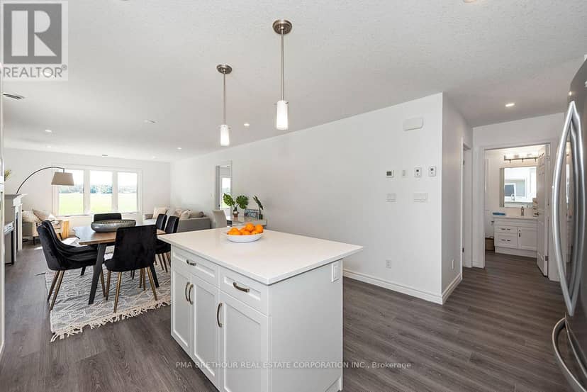 267 Lake Breeze Drive — photo 15 of 29