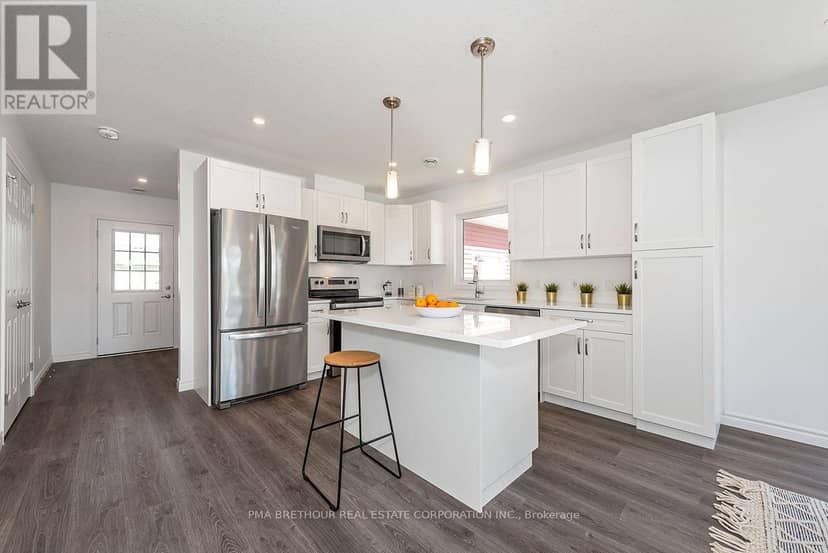 267 Lake Breeze Drive — photo 16 of 29