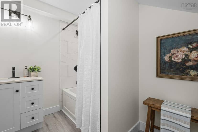 534 St. Margaret's Bay Road — photo 34 of 40