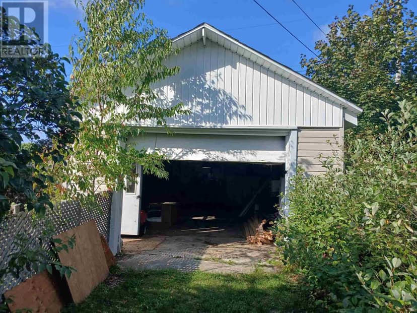20 Gillanders RD — photo 29 of 32