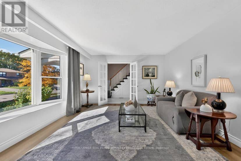838 Saddle Crescent — photo 14 of 40