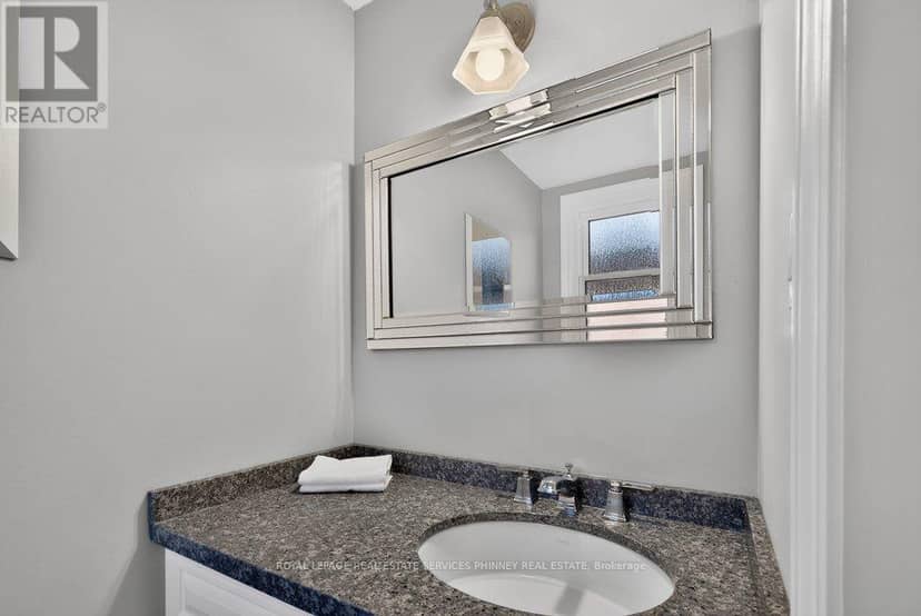 838 Saddle Crescent — photo 19 of 40