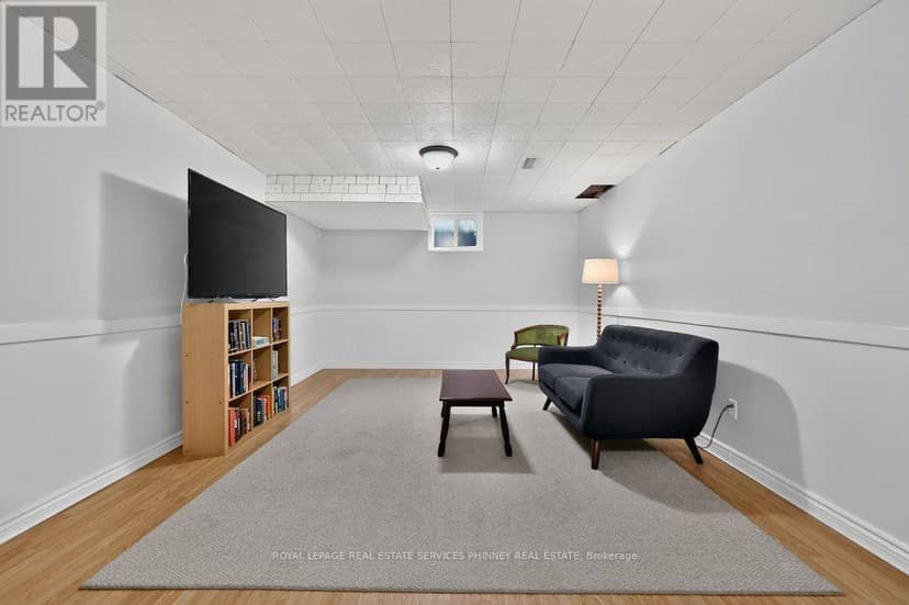 838 Saddle Crescent — photo 37 of 40
