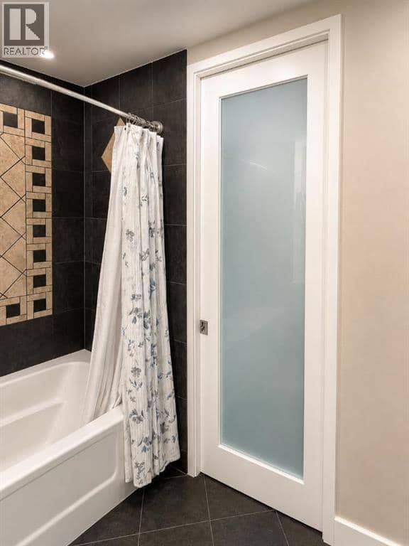 604, 205 Riverfront Avenue SW — photo 32 of 40
