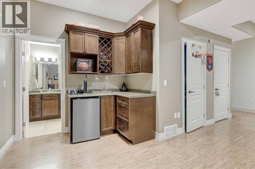 7321 88 Street — photo 40 of 40