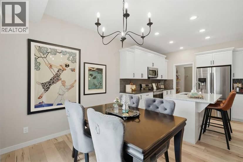 46 Amery Crescent — photo 14 of 38
