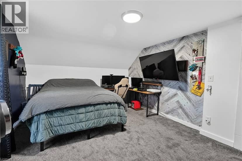 3745 KING Street — photo 20 of 36