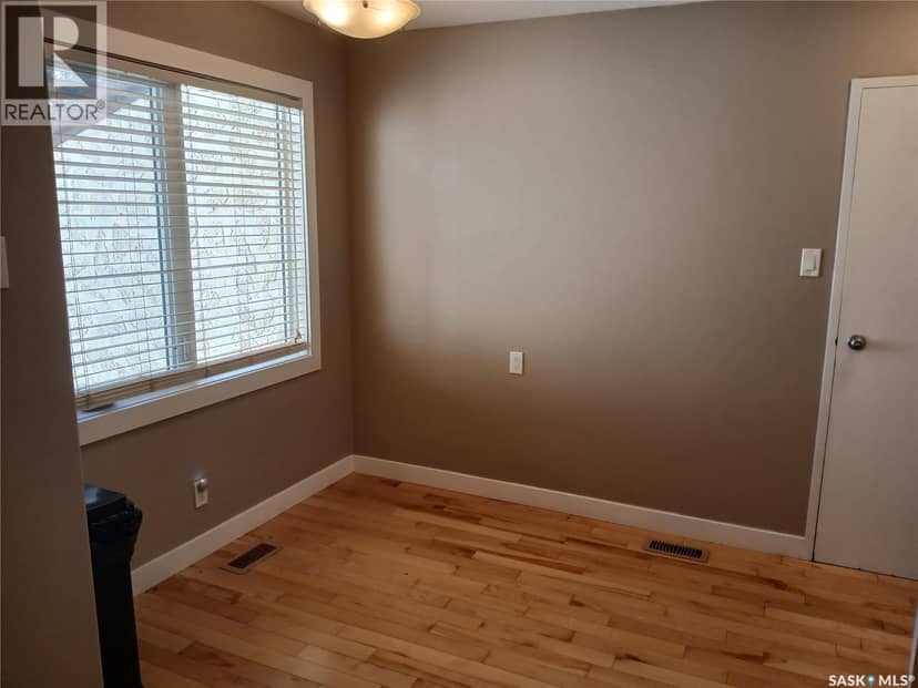 24 Cannington MEWS, Regina, photo 7