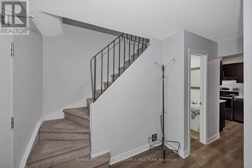 6 - 500 Fenerty Court — photo 20 of 28