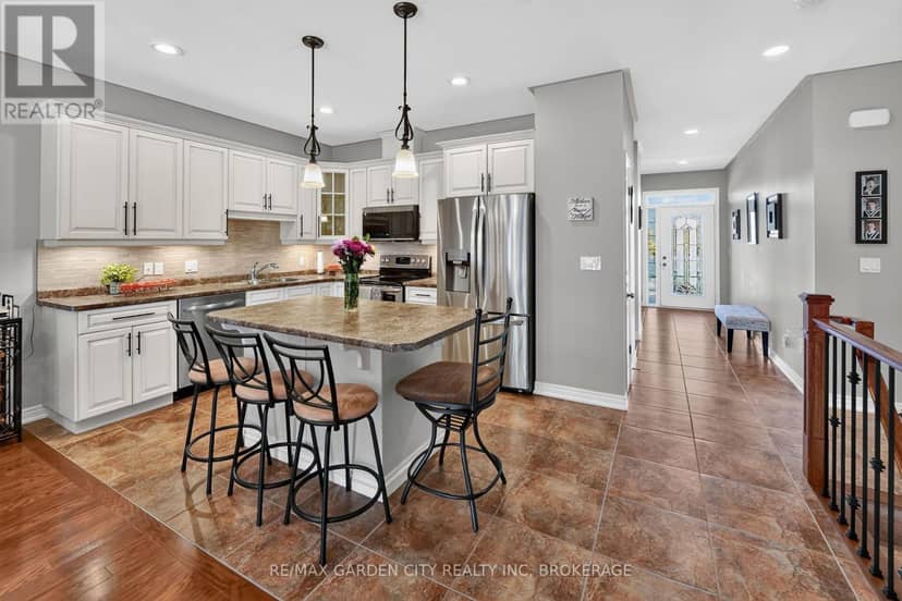 179 Falcon Drive, Welland, photo 5