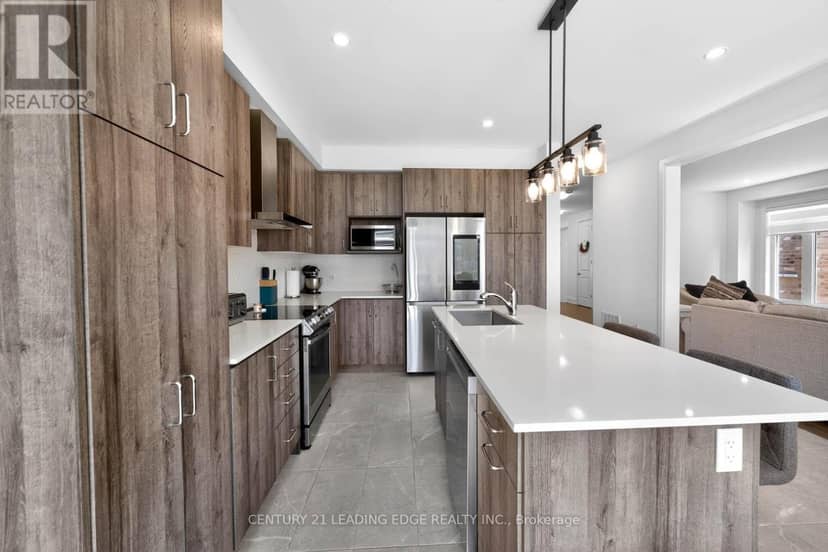 235 Ferragine Crescent — photo 14 of 38