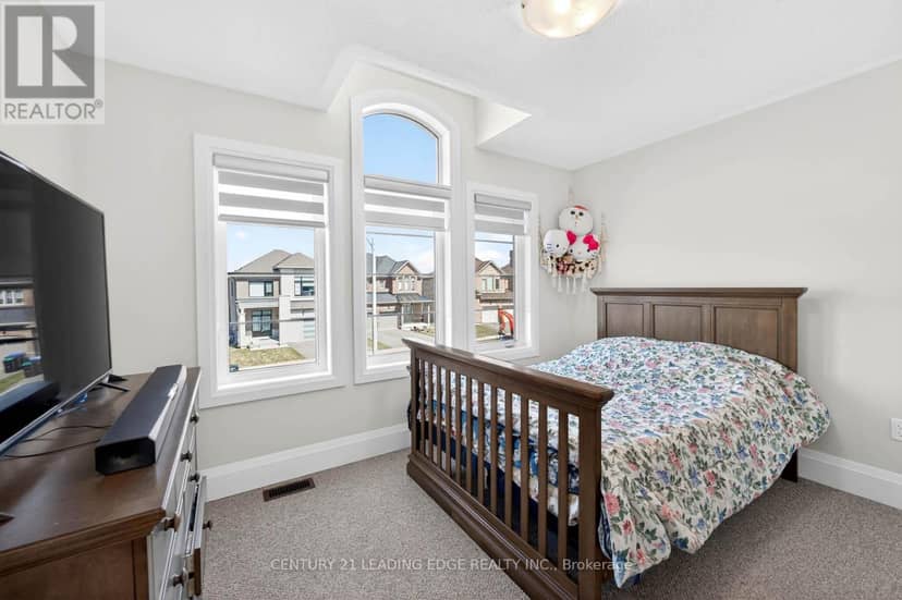 235 Ferragine Crescent — photo 28 of 38
