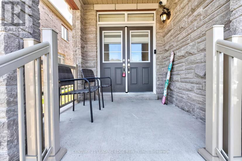 235 Ferragine Crescent, Bradford West Gwillimbury, photo 5