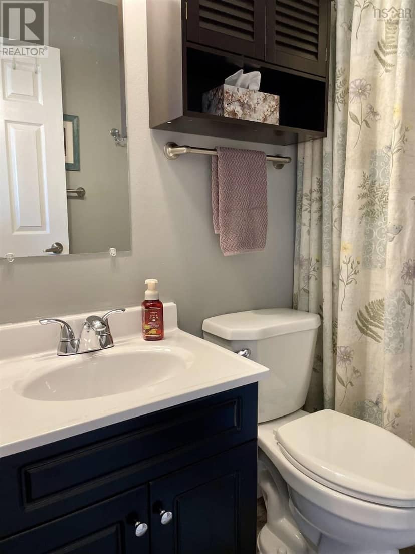 74 Attenborough Court — photo 18 of 33