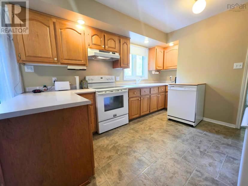 120 Wildwood Drive — photo 7 of 30