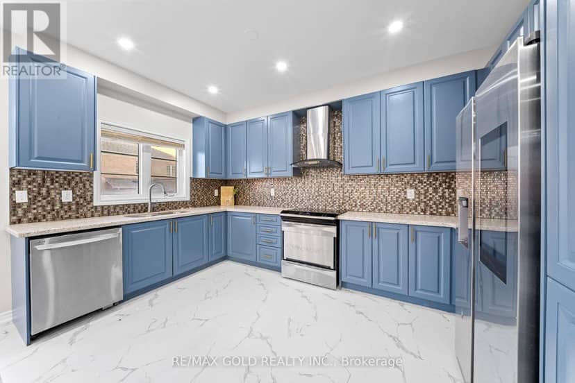 49 Squire Ellis Drive — photo 19 of 40