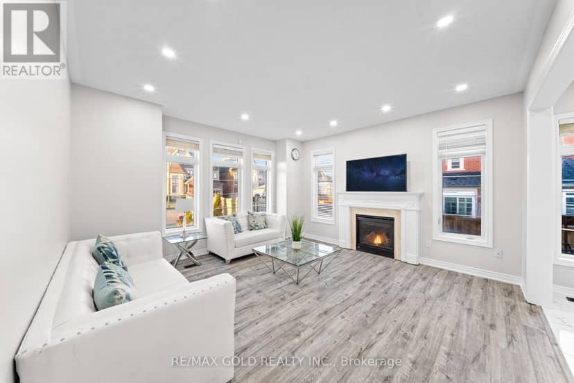 49 Squire Ellis Drive — photo 23 of 40