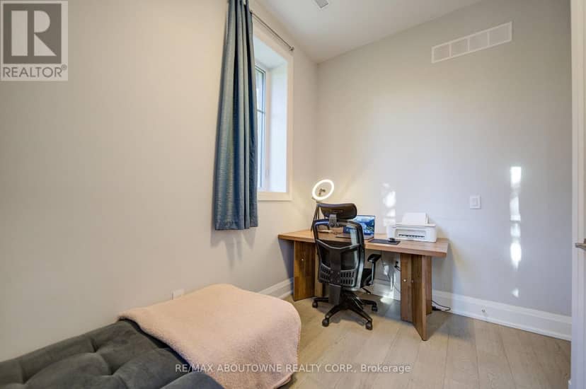 1525 Kenmuir Avenue — photo 25 of 40