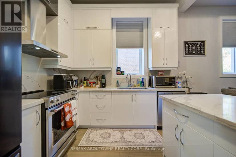1525 Kenmuir Avenue, Mississauga, photo 6