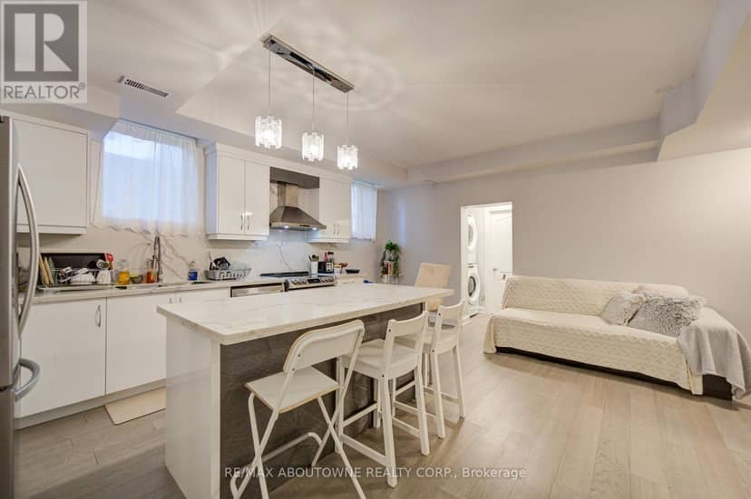 1525 Kenmuir Avenue — photo 37 of 40