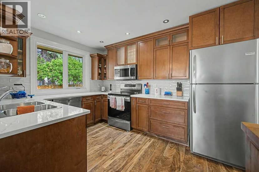 623 Cantrell Place SW, Calgary, photo 5