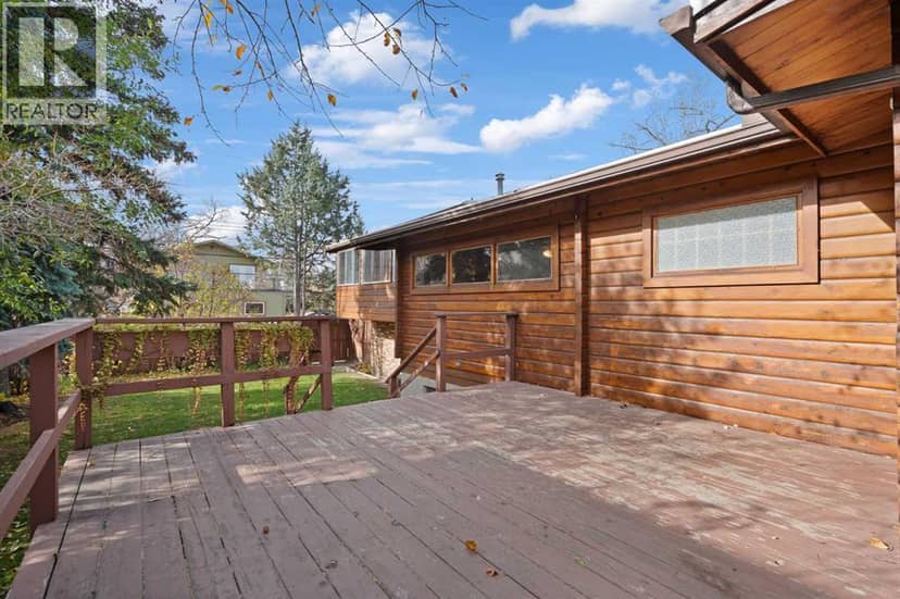 4703 14A Street SW — photo 28 of 40
