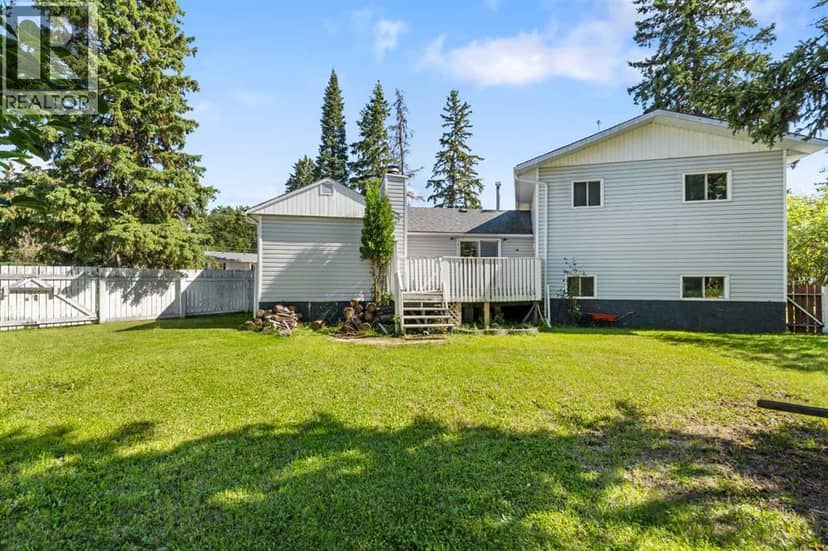 16 Blueberry Drive, Whitecourt