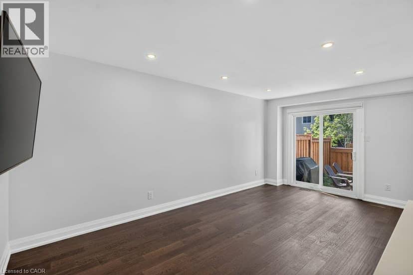 5005 PINEDALE Avenue Unit# 57 — photo 15 of 40