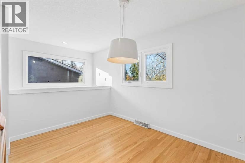 31 Hoover Place SW — photo 10 of 37