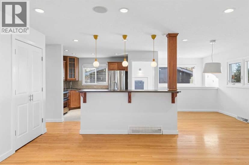 31 Hoover Place SW — photo 9 of 37