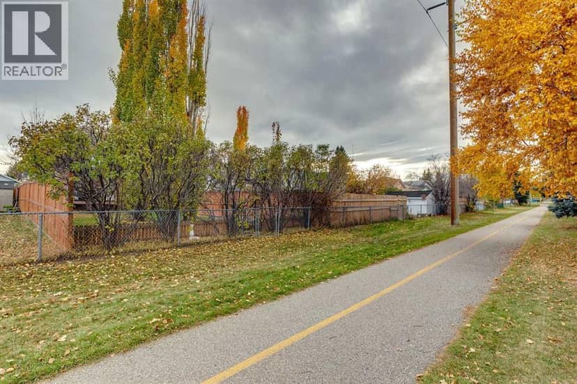 17 Shawglen Court SW — photo 19 of 32