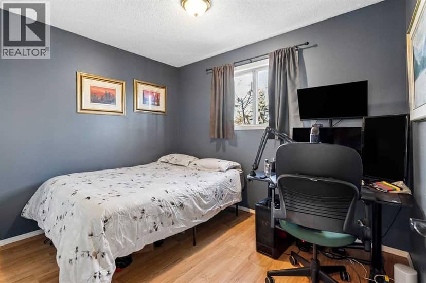 17 Shawglen Court SW — photo 13 of 32