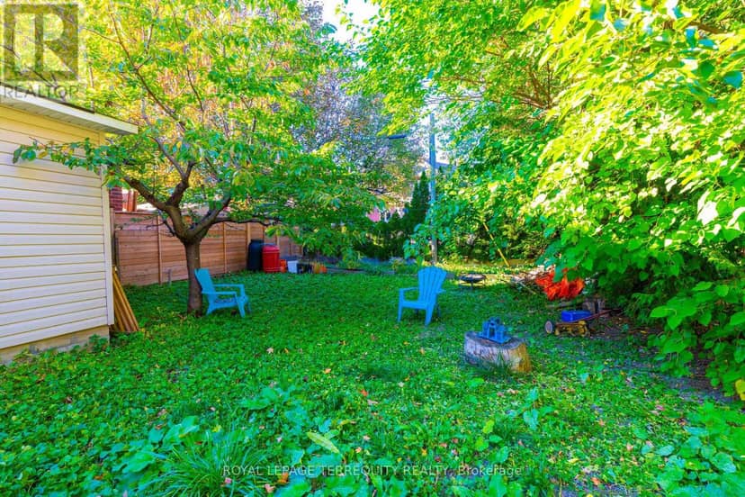 1052 Glengrove Avenue — photo 18 of 34