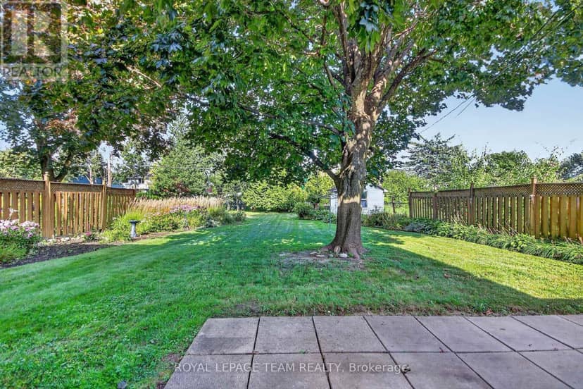 957 Winnington Avenue — photo 33 of 38