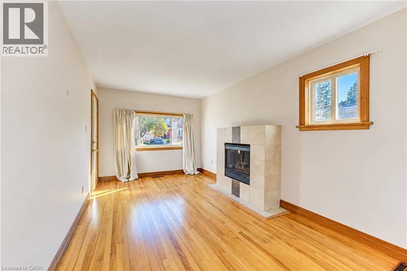 144 GRAHAM Street — photo 9 of 40