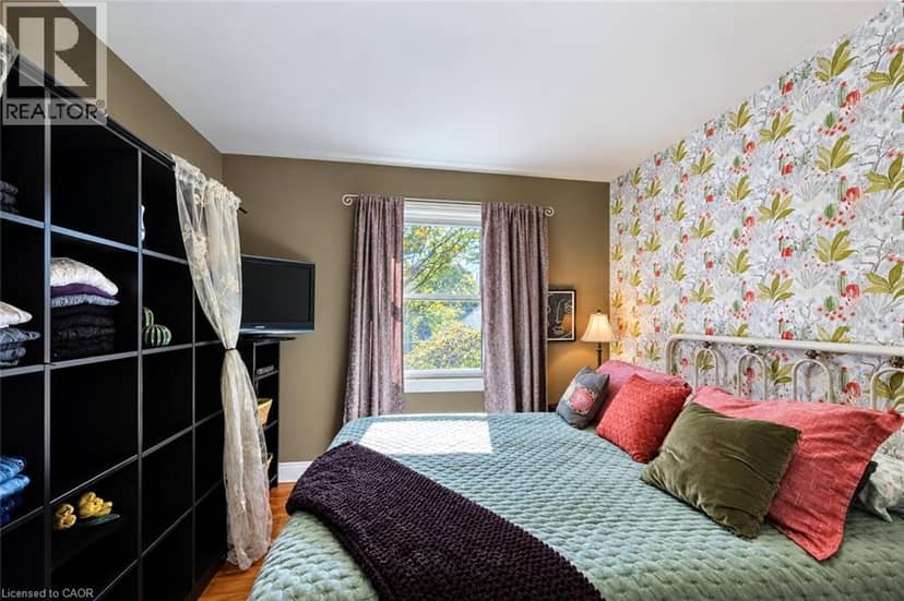 35 PLEASANT Avenue — photo 17 of 40