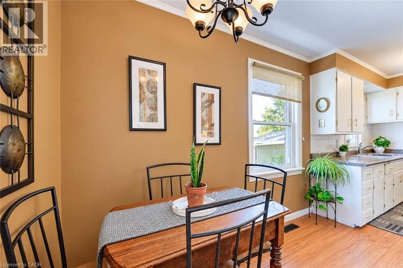 35 PLEASANT Avenue, Kitchener, photo 8