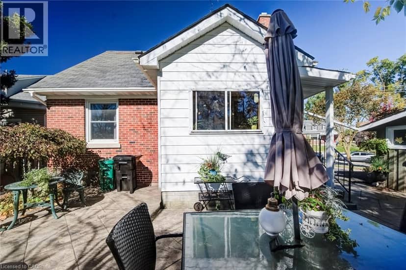 35 PLEASANT Avenue — photo 39 of 40