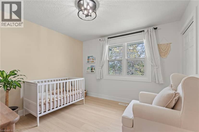 5090 BLACKHEATH Road — photo 18 of 40