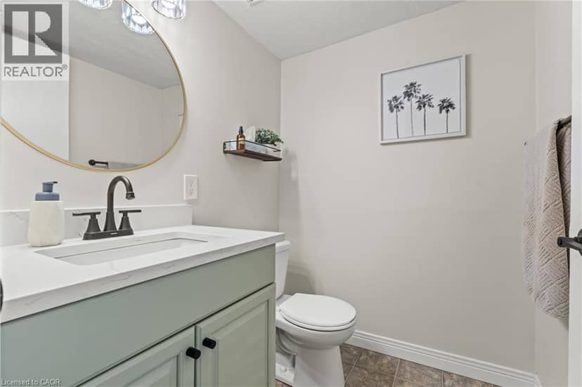 5090 BLACKHEATH Road — photo 22 of 40
