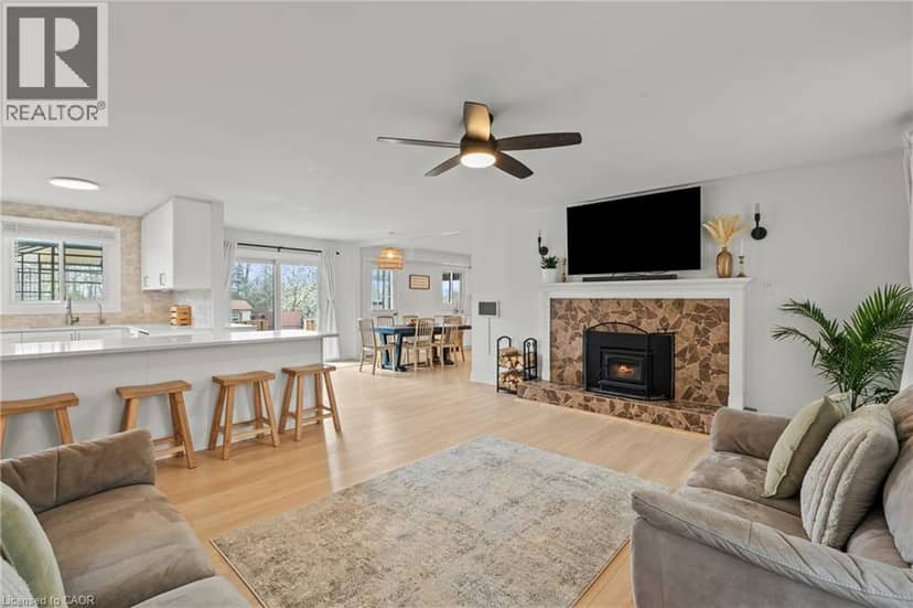5090 BLACKHEATH Road — photo 11 of 40