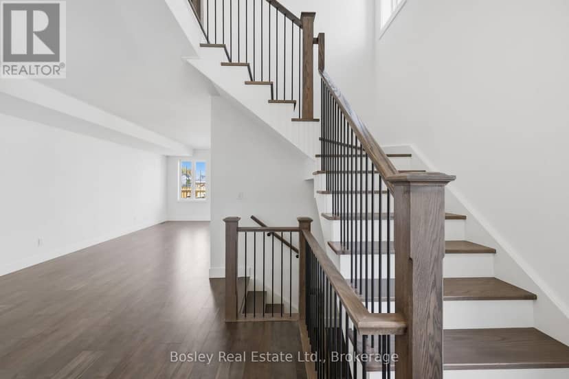 134 White Oak Crescent, Blue Mountains, photo 4
