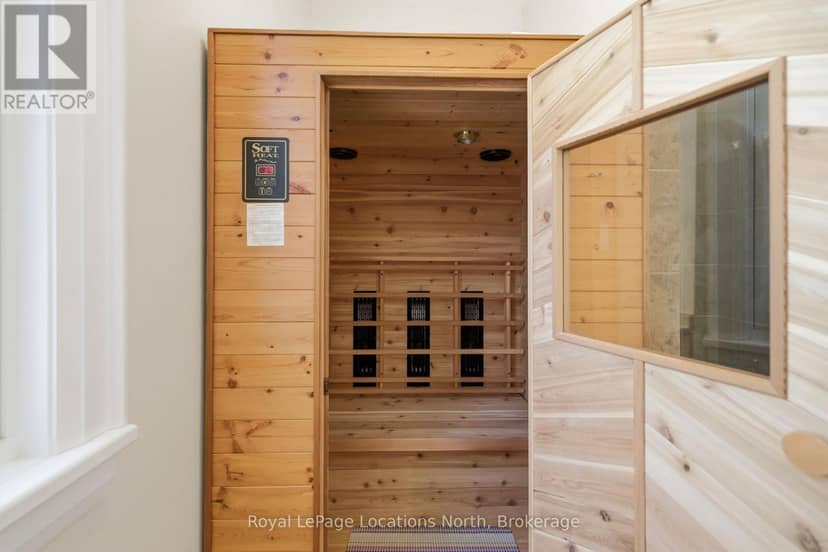 43 Niagara Street — photo 30 of 40