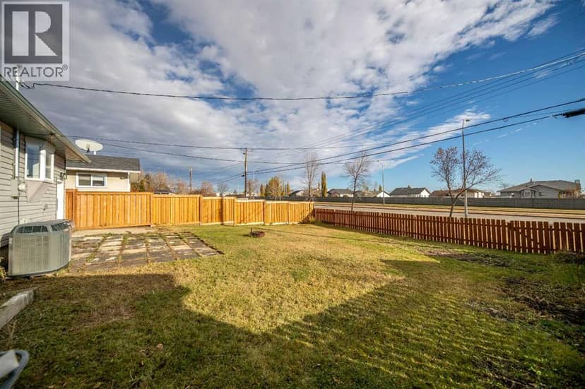 10909 92A Street — photo 26 of 26