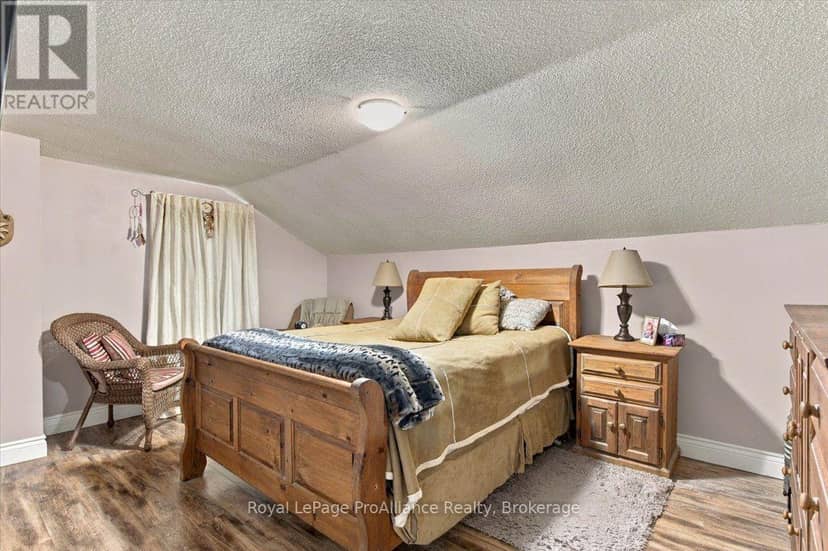 291 Pinnacle Street — photo 11 of 40