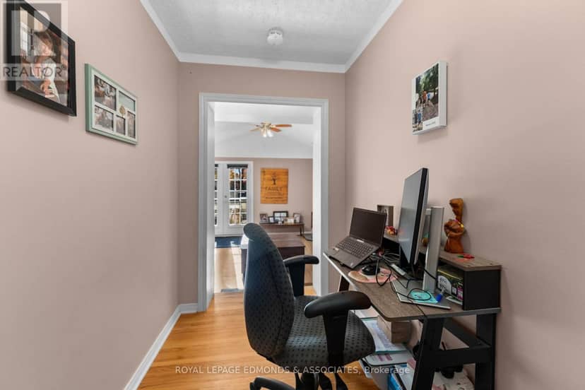 10 Sunset Crescent — photo 23 of 40