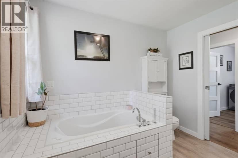 71067 Township Road 38-0 — photo 19 of 40